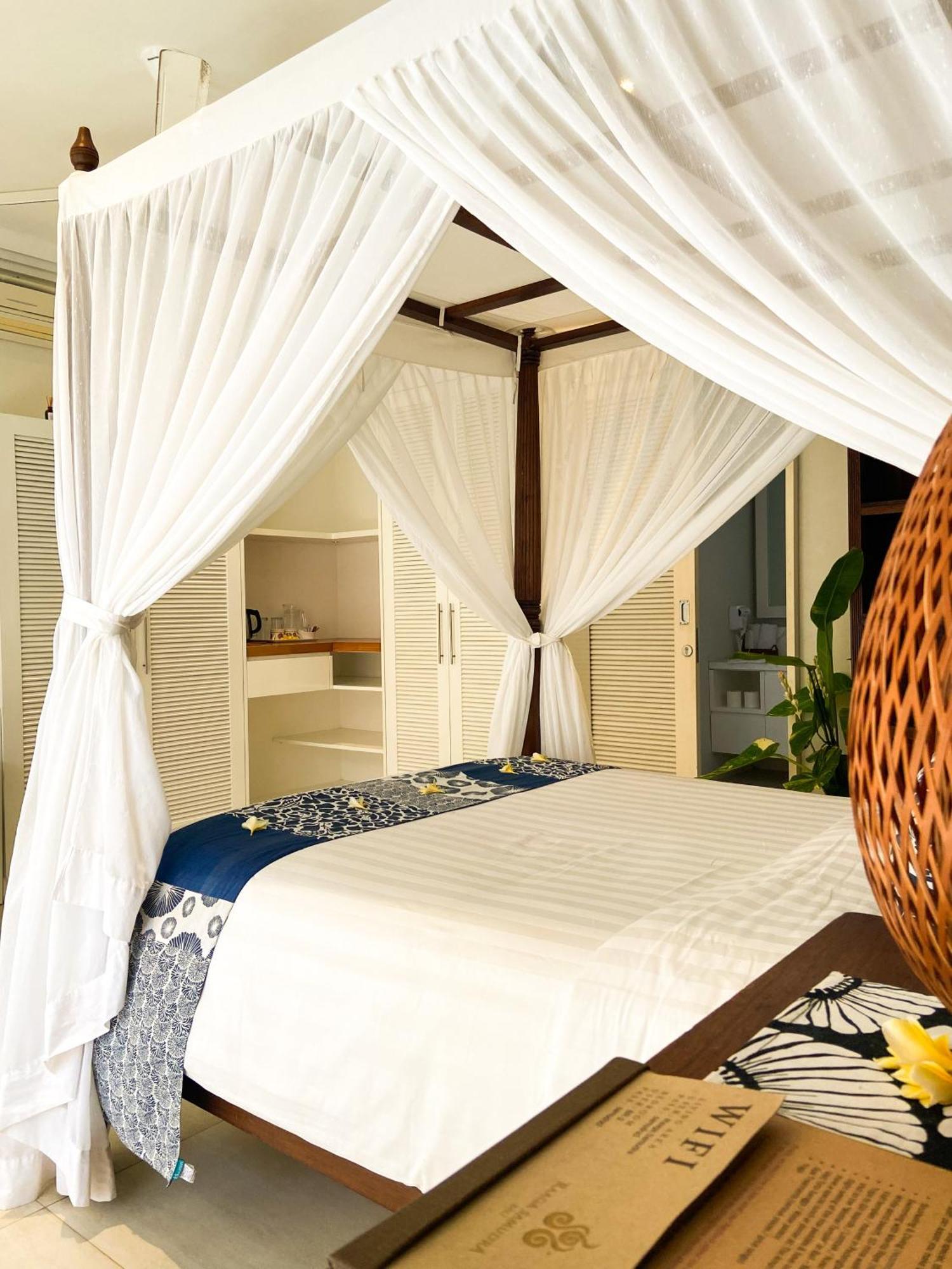 Raaga Samudra Villa Падангбай Екстериор снимка
